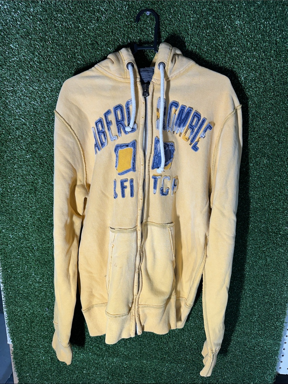 Abercrombie & Fitch Men's Yellow Full-Zip Hoodie with Logo Patch